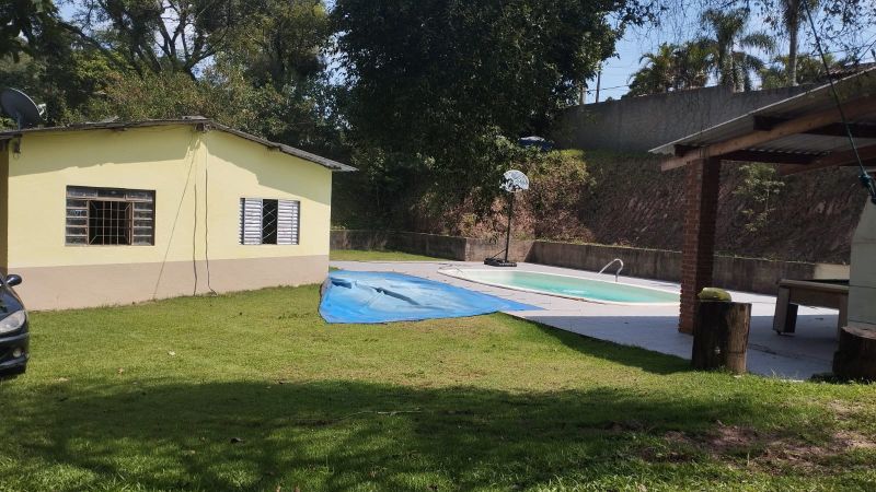 EXCELENTE CHÁCARA com piscina