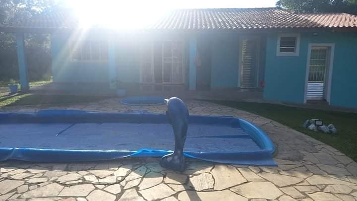 EXCELENTE CHÁCARA COM LAGO, NASCENTE, PISCINA 